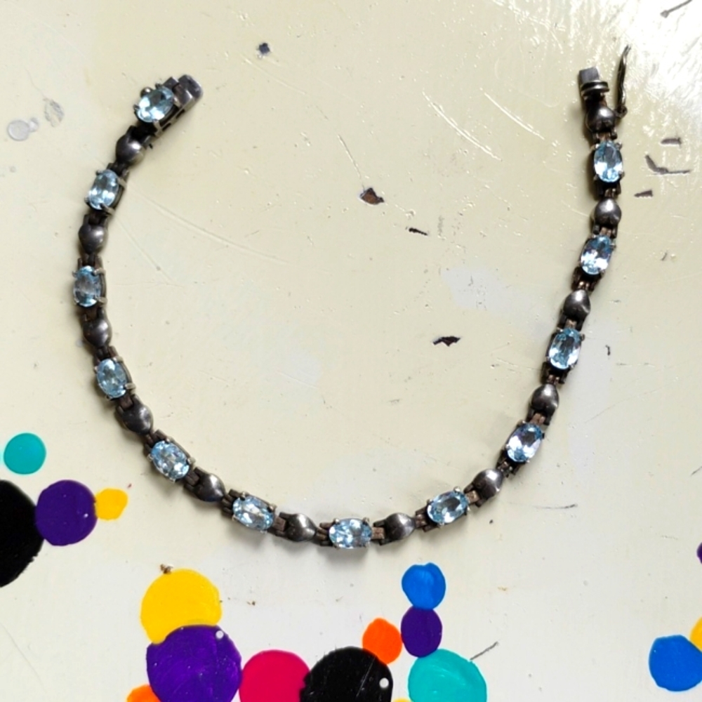Aquamarine & Silver Hearts MRF 925 7.5"Palest of pale blue stones. Bgj